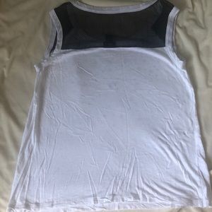 torrid Tops - Torrid White Mesh Embellished Tank Top size 0 torrid Tops - Torrid White Mesh Embellished Tank Top size 0